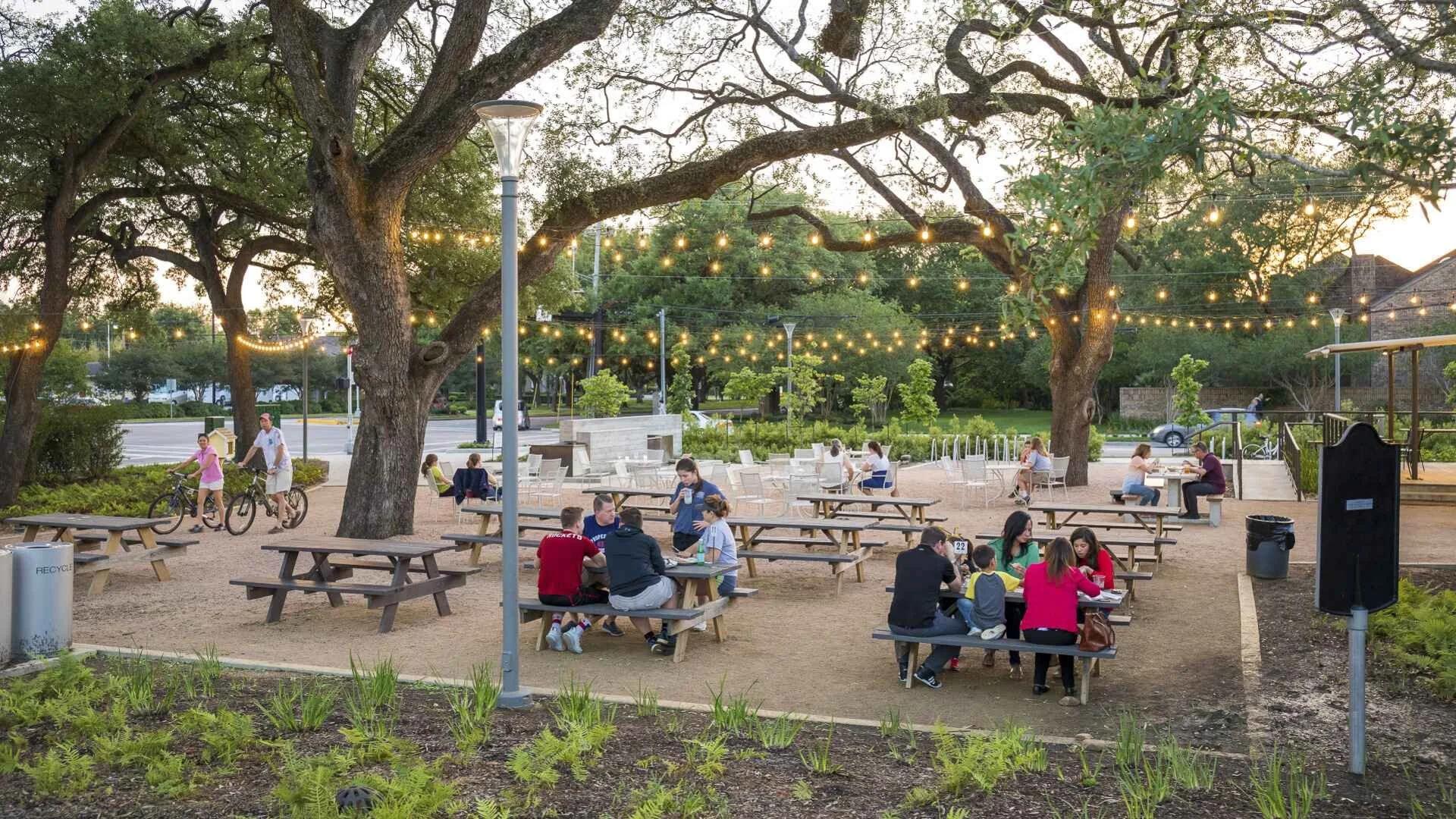 West University & Southside Place neighborhood streetscape — Houston TX