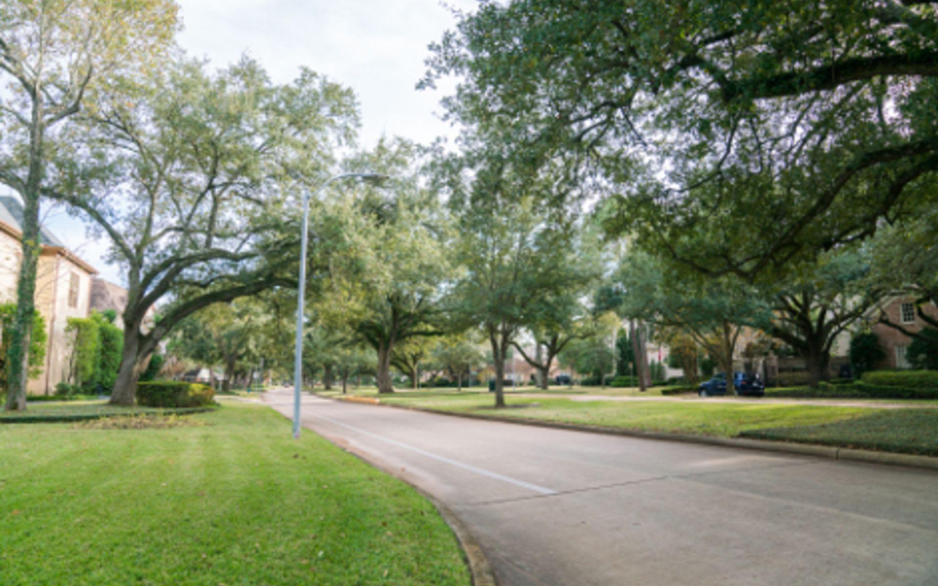 Tanglewood upscale home exterior — Houston TX